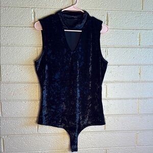 7TH Avenue Design studio  New York & Company Elegant Black Velvet Sleeveless Top